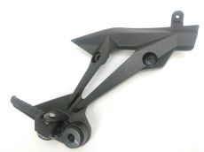 Platine et repose pieds arriere droit