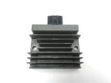 Regulateur de tension