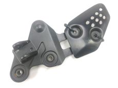 Platine avant droite