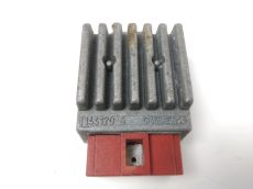 Regulateur de tension