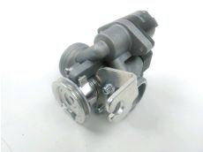 Corps d'injection droit