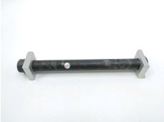 Axe de roue arriere