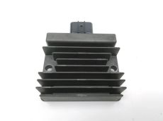 Regulateur de tension