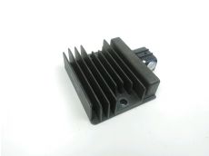 Regulateur de tension