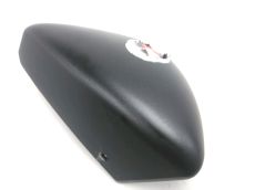 Cache lateral gauche