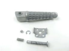 Repose pieds arriere droit