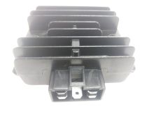 Regulateur de tension