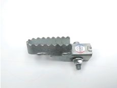 Repose pieds avant droit