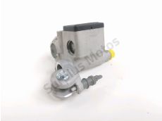 Maitre cylindre frein av complet