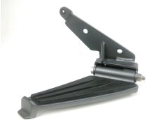 Platine et repose pieds arriere droit