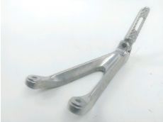 Platine et repose pieds arriere droit