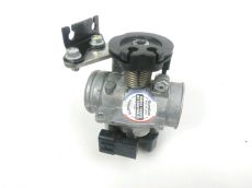 Corps d'injection droit