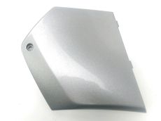 Cache lateral gauche