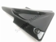 Cache lateral gauche