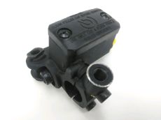 Maitre cylindre embrayage complet