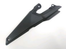 Cache lateral gauche