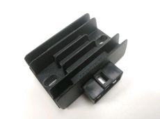 Regulateur de tension