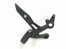 Platine avant droite complete