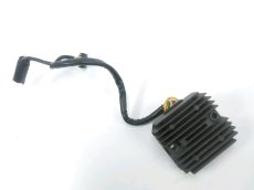 Regulateur de tension