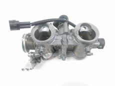 Corps d'injection droit