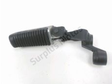 Repose pieds avant gauche