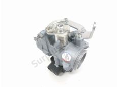 Corps d'injection droit