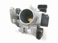 Corps d'injection droit