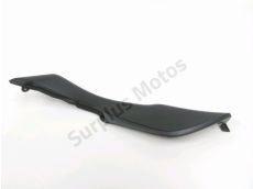 Cache lateral gauche