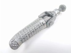 Repose pieds avant droit