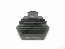 Regulateur de tension