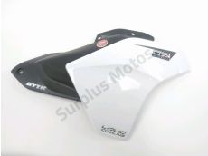 Carenage avant droit