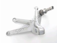 Platine et repose pieds arriere gauche