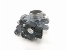 Corps d'injection droit