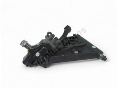 Triangle de suspension avant droit