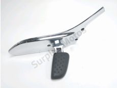 Platine et repose pieds arriere droit