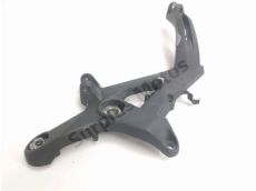 Platine avant droite