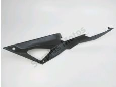 Cache lateral gauche