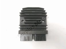 Regulateur de tension