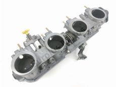 Corps d'injection droit