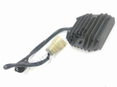 Regulateur de tension