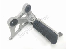 Platine avant droite