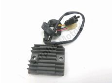 Regulateur de tension
