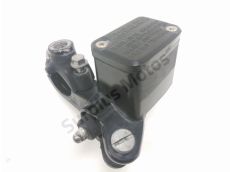 Maitre cylindre frein av complet