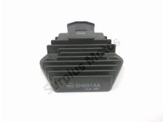 Regulateur de tension