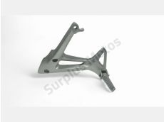 Platine et repose pieds arriere gauche