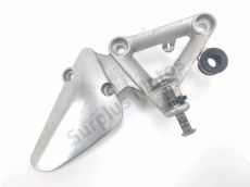 Platine avant droite