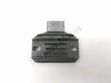 Regulateur de tension