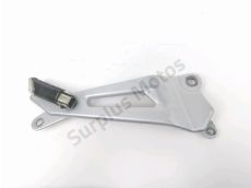 Platine et repose pieds arriere droit