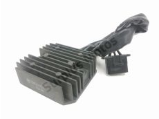 Regulateur de tension