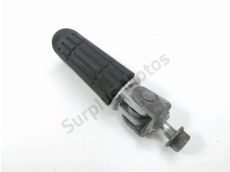 Repose pieds avant gauche